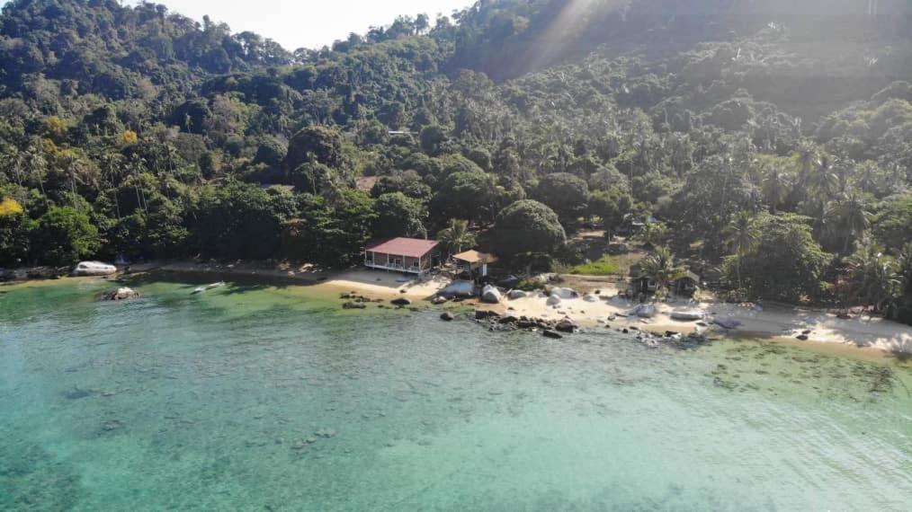 Bungkil Place Hotel Ilha Tioman Exterior foto