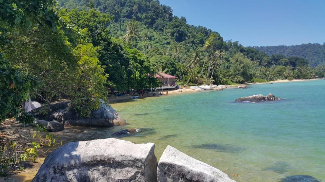 Bungkil Place Hotel Ilha Tioman Exterior foto